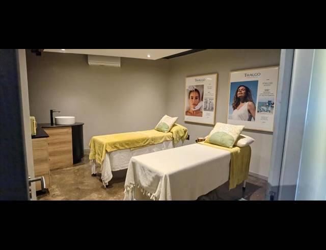 BUSINESS PROPERTY TO RENT IN LYNNWOOD GLEN